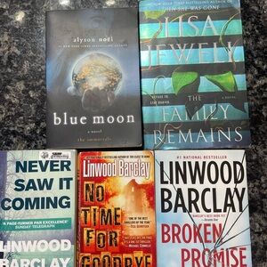 Book Collection: Blue Moon, The Family Remains, Linwood Barclay Thrillers